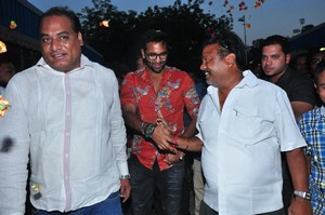 Eedo Rakam Aado Rakam Team At Bramaramba Theater